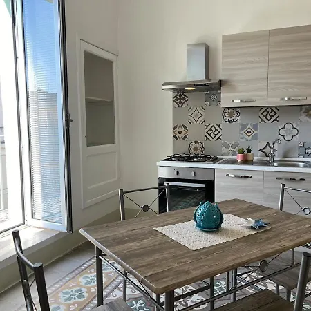 Global House Apartament Matino